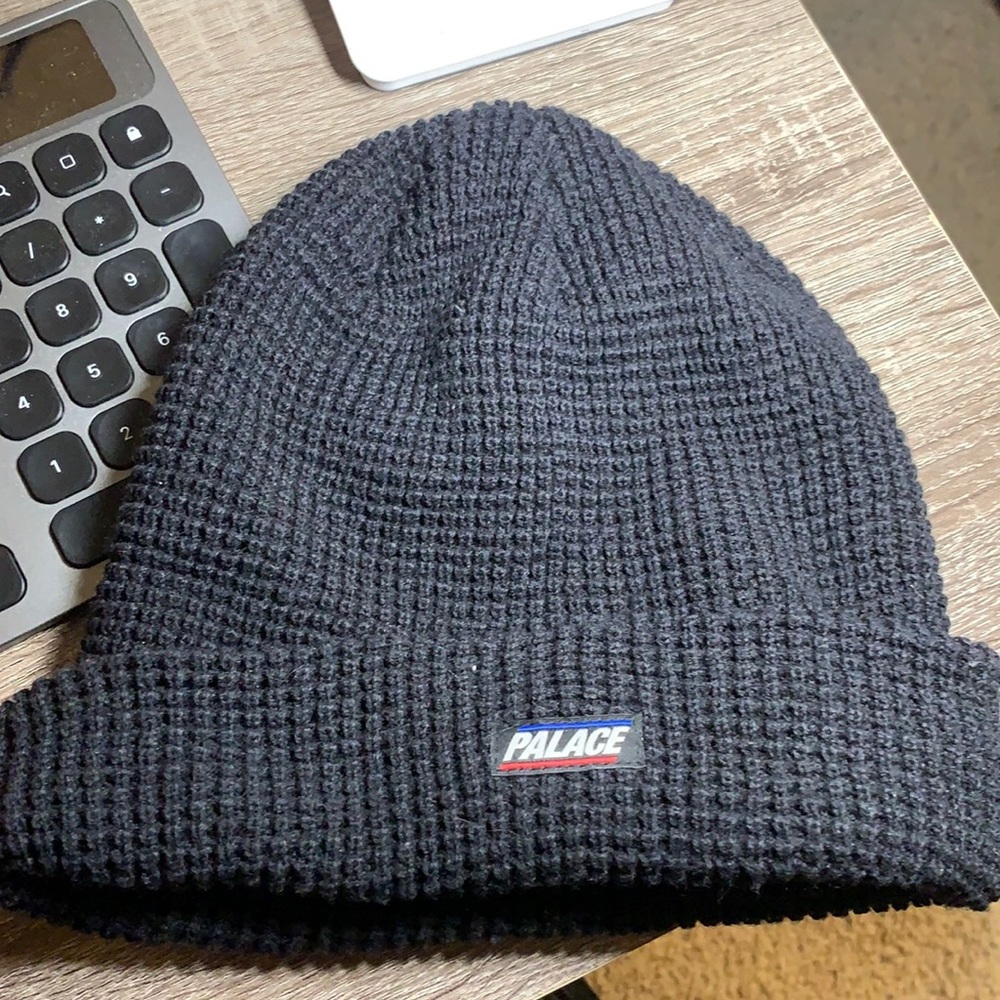Palace Basically A Beanie Washed Black
